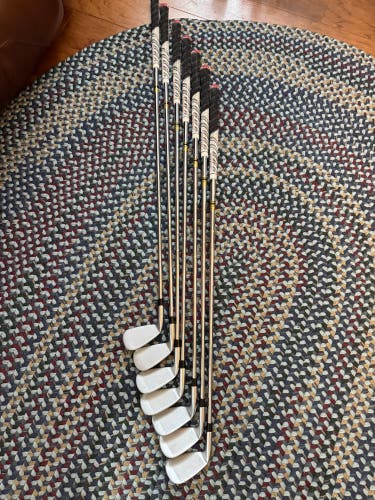 Men's 2023 Right Handed Taylor made p770