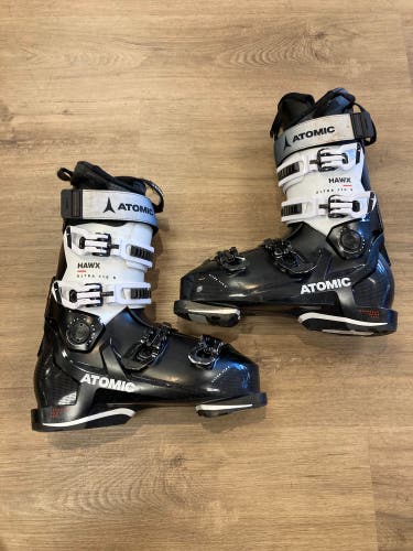 Mondo 27 & 27.5 Atomic Hawx Ultra 110 S Ski Boots (Used)