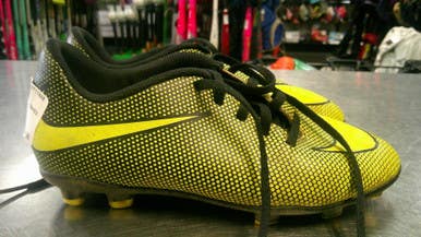 Used Nike Soccer Cleats Yellow Junior 02.5 11868-S000066484