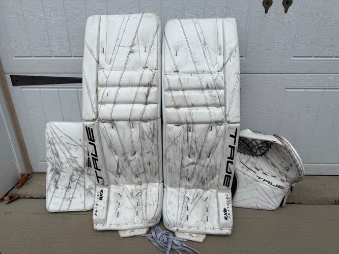 34" 2023 True 9X3 Regular Goalie Full Set (Used)