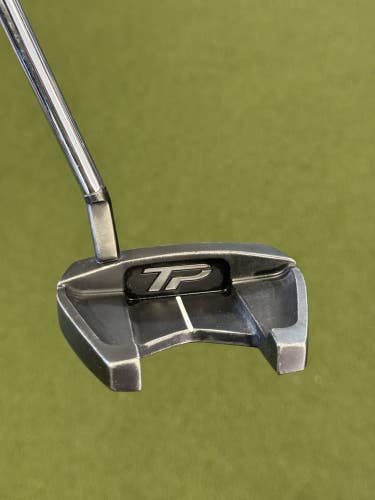 Taylormade TP Collection Black Palisades 3 35" RH W Headcover Used