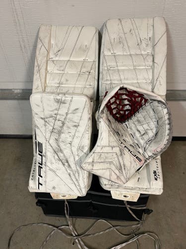 32" 2023 True 9X3 Regular Goalie Full Set (Used)