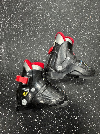 Used Nordica SUPER .1 Boys DH Ski Boot Black 150 MP - Y08 11849-S000033483
