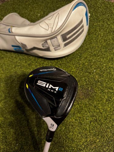 TaylorMade SIM2 Max 9 24* Fairway Wood, NV Ladies Flex, RH