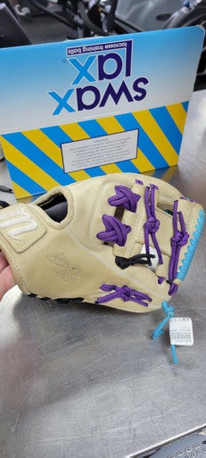 Used Marucci AS43A23 BB/SB Glove RH Throw None 11 1/2" 11497-S000153637