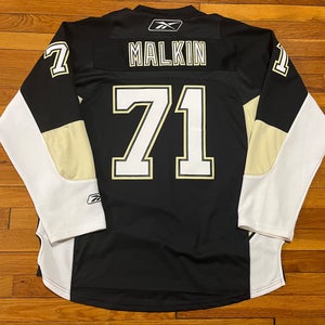 Evgeni Malkin Pittsburgh Penguins Reebok Premier Jersey Size XL MSRP $180