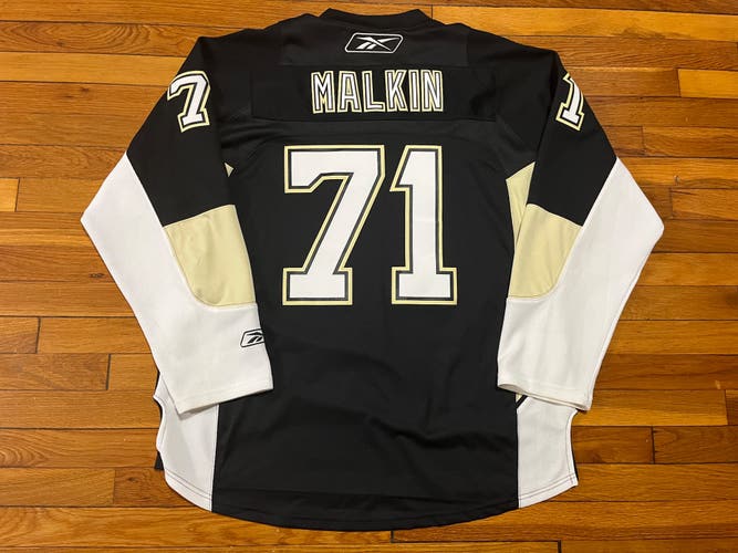 Evgeni Malkin Pittsburgh Penguins Reebok Premier Jersey Size XL MSRP $180