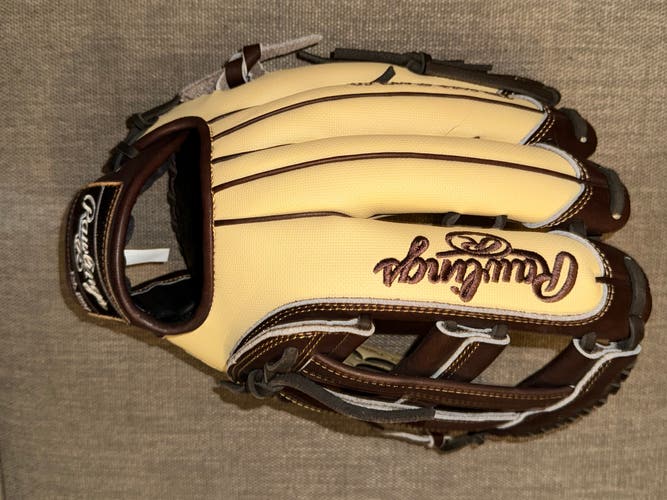 New Rawlings Heart of the Hide RH 12.75 OF