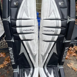 37" Vaughn Goalie Leg Pads (Used)