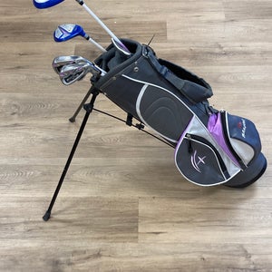 Used Girl's Rising Stars Golf Set | 50" - 54" Player Height Recommended