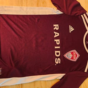 Red Medium Kids Unisex Adidas Jersey (Used)