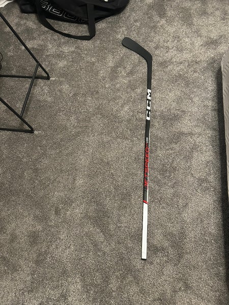 Intermediate CCM JetSpeed Team Left Hand Hockey Stick P28 65 Flex (Used)