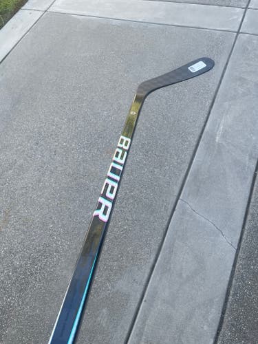 Senior Bauer Proto2 Right Handed Hockey Stick P92 77 Flex (New)