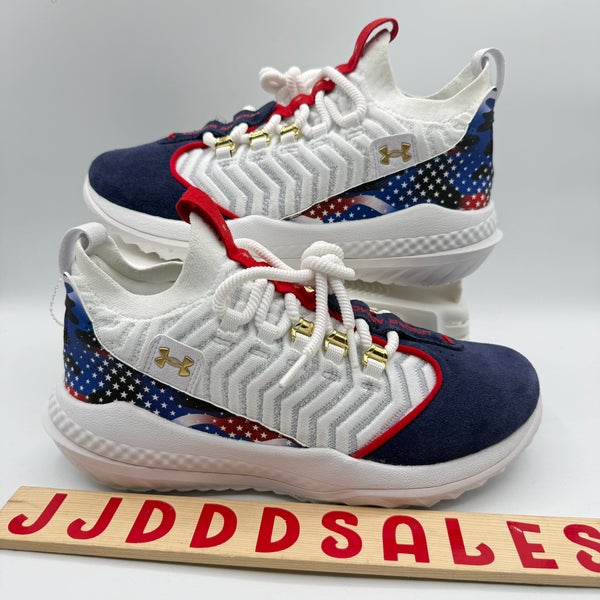 Under Armour Bryce Harper 9 Turf USA Red White Blue 3027440-101 Men’s Sz 7 NEW

New Without Box-RARE