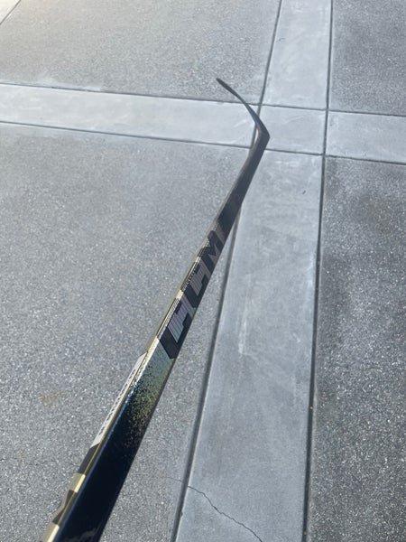 Senior CCM RibCor Trigger 10 Pro Right Handed Hockey Stick P28 75 Flex (New)