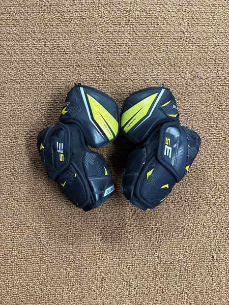 Junior Medium Bauer supreme 3s Elbow Pads (Used)