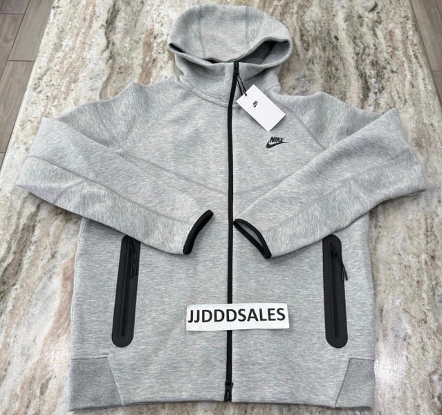 Nike Tech Fleece Windrunner Hoodie Full Zip Heather Grey FB7921-063 Men’s Sz Small

New.
