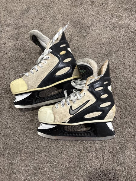Nike Air Zoom Hockey Skates Regular Width 5.5 (Used)federov edition flexible on price