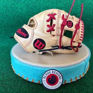 Wilson A2000 1786 RH Infield Baseball Glove 11.5" (Used)