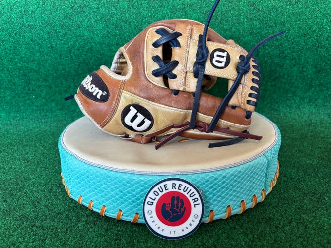 Wilson A2000 1786 RH Infield Baseball Glove 11.5" (Used)