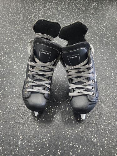 Used CCM SI POWERLINE Youth Hockey Skate Youth 10.0 11849-S000033360