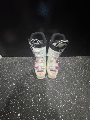 Used Dalbello GAIA 4 Girls DH Ski Boot Pink 235 MP - J05.5 - W06.5 11849-S000033440