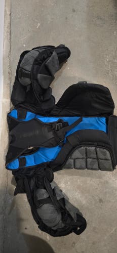 Bauer Elite Goalie Chest Protector and Skates (used)