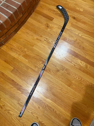 Junior Bauer Proto 2 Black Right Handed Hockey Stick P92 50 Flex (New)