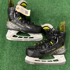 Bauer Vapor 3X Hockey Skates | Youth 13.5 (See Description)