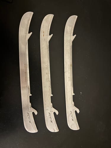 Bauer Fly-X 272 mm (Used)