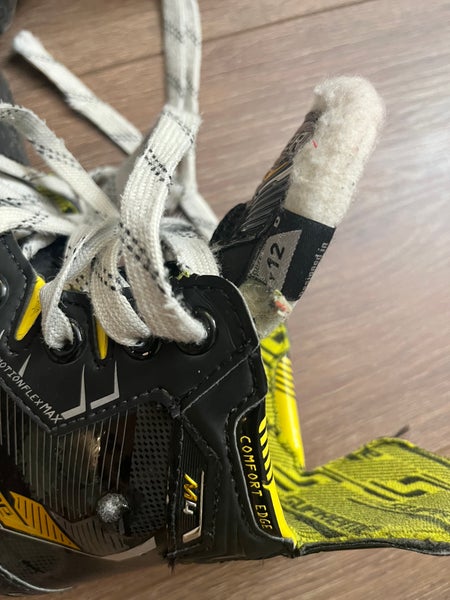 2022 Bauer Supreme M4 Hockey Skates 12 (Used)