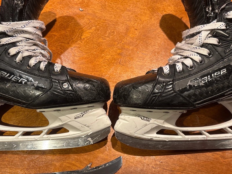 Bauer Supreme Mach Hockey Skates Size 5.5 (Used)