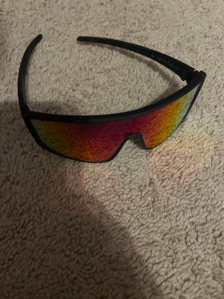 Black Unisex One Size Fits All Adult Unisex 100% Sunglasses (Used)