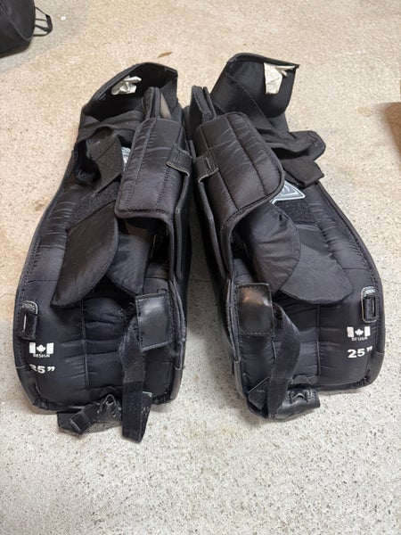25" Brian's NetZero 2 Goalie Leg Pads (Used)