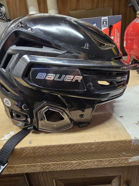 Large Bauer Re-Akt 155 Helmet (New)