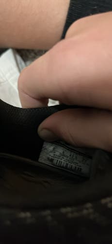 Men's Size M 9.0 (W 10.0) Nike Kobe Mentality Shoes (Used)