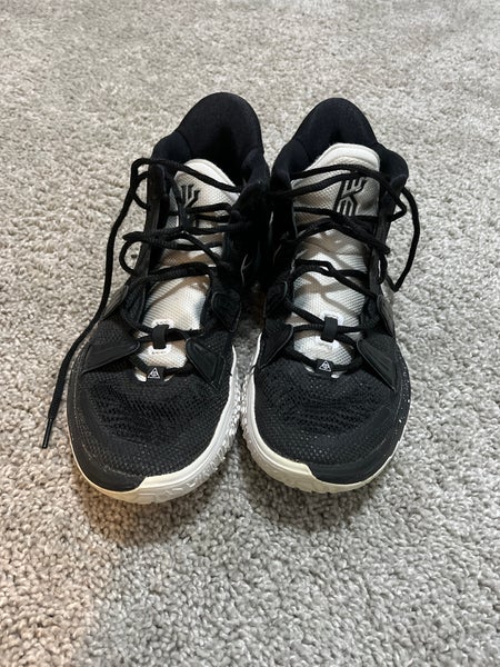 Men's Size M 8.0 (W 9.0) Nike Kyrie 7 Shoes (Used)