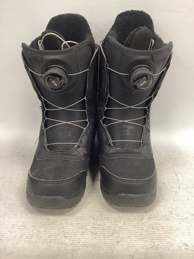 Used Burton MINT BOA Womens Snowboard Boots Black Senior 5 11851-S000040065