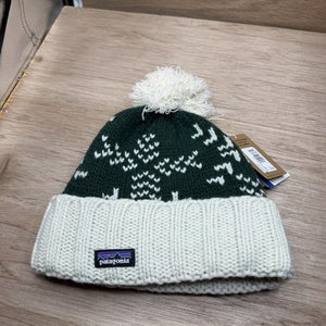 Patagonia Women's Snowbelle Beanie Knit Pom Logo Winter Hat Wool Blend  O/S