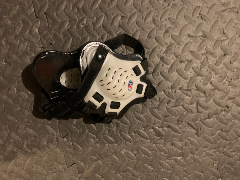 cliff keen youth wrestling headgear no rips/tears