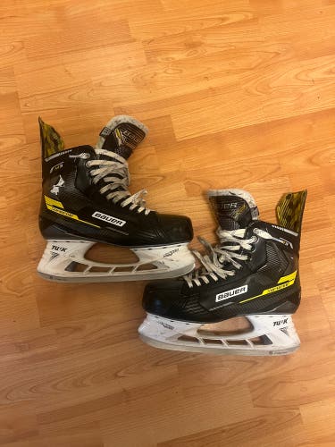 2022 Bauer Supreme M3 Hockey Skates Extra Wide Width 11 (Used)