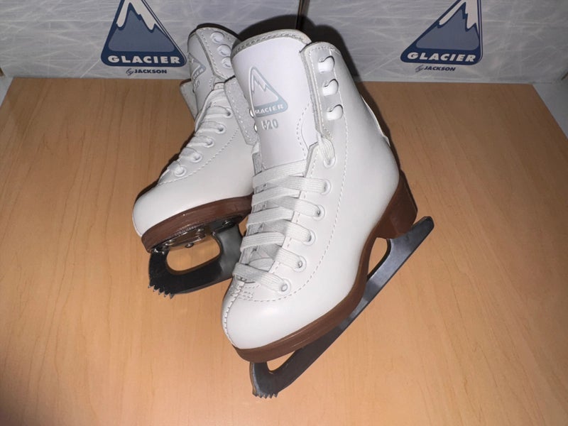 Jackson Glacier Figure Skates A Junior 8 (New)