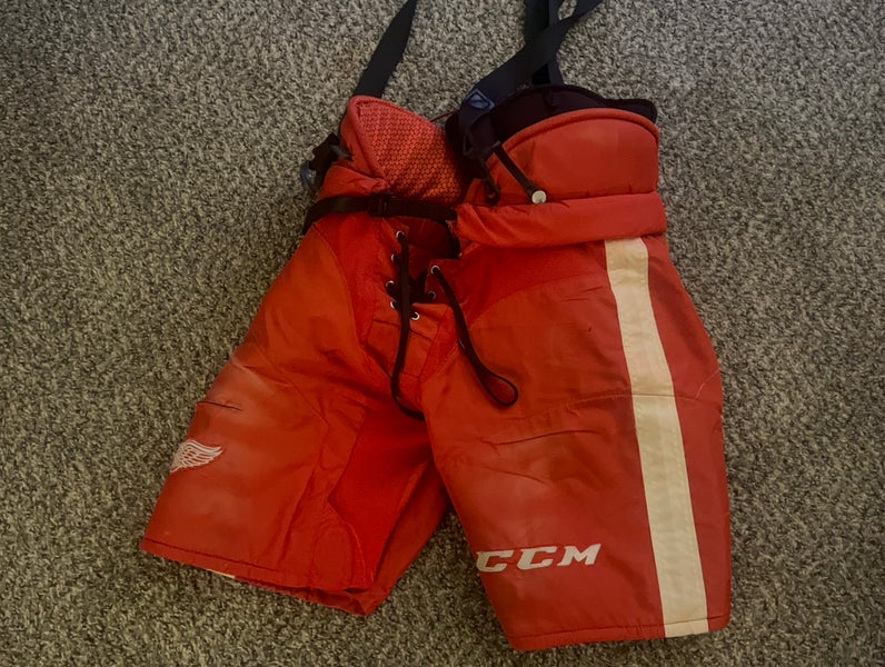 NHL Team Issued CCM Medium Detroit Red Wings Pants