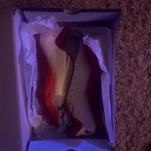 Men's Size M 11.5 (W 12.5) Under Armour Low Top Detachable Cleats (New)