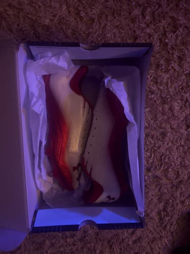 Men's Size M 11.5 (W 12.5) Under Armour Low Top Detachable Cleats (New)