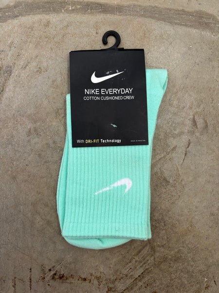 Teal Adult Unisex Medium Nike Socks (New)