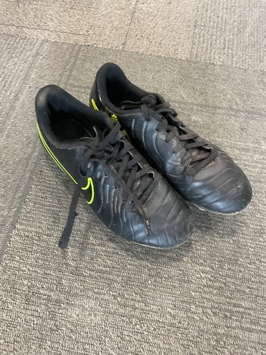 Used Nike Soccer Cleats Black Senior 6 11614-S000224966