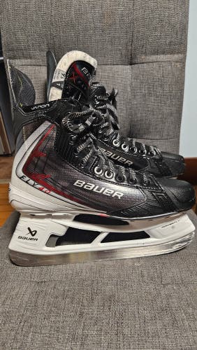 Bauer Vapor FLY40 Hockey Skates 9.5 (Used)