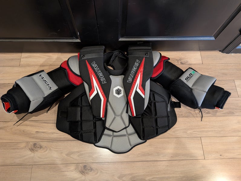 XL Vaughn SLR3 Goalie Chest Protector (Like New)