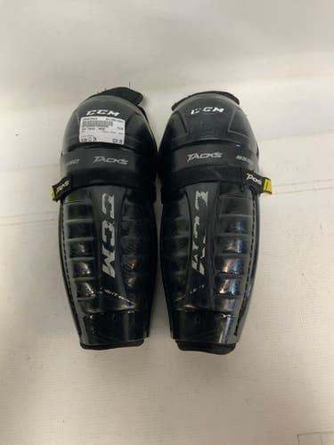 Used CCM TACKS  9550 Junior Shin Guards Black 11" 11823-S000035834